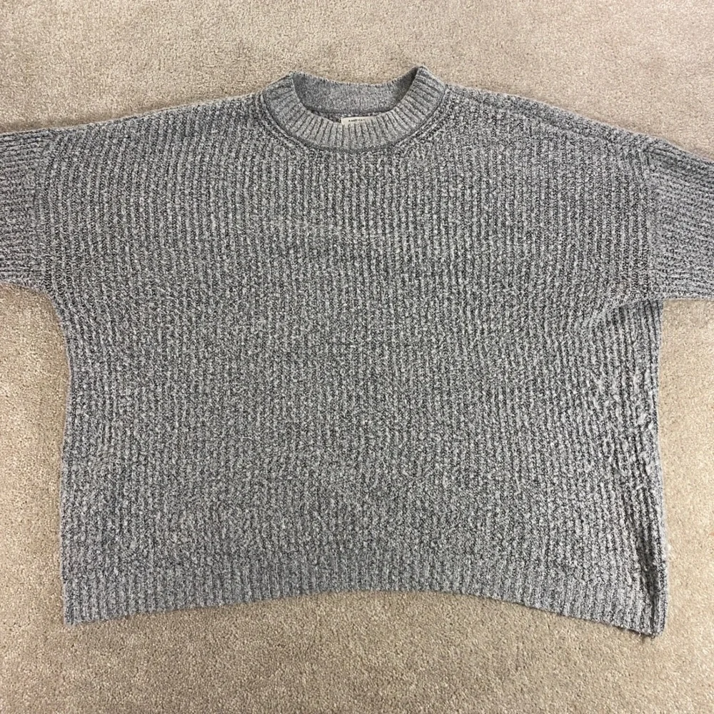 American Eagle Sweater Mens Medium Grey Shaker Rib Knit Crewneck Relaxed Fit